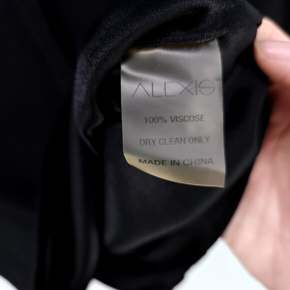 Alexis Blouse Size XS Boxy Fit Black Button Up Bell Slit Sleeve Top Vneck Collar - Picture 12 of 13